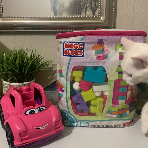 Pink and White Building Blocks Set - Picture 1 of 4
